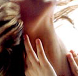 cuello de mujer